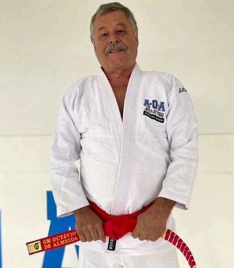 otavio almeida junior